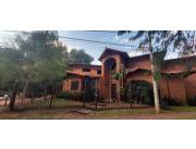 VENDO RESIDENCIA EN SANTA LIBRADA, ASUNCION COD 2187