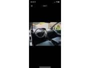 VENDO Toyota Vitz año 2007!!! Recién Importado