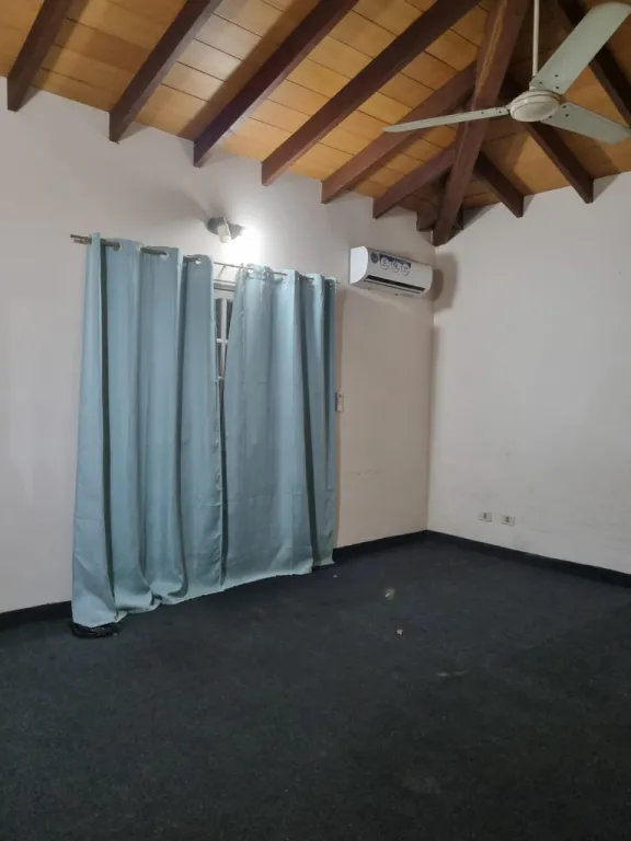 VENDO O ALQUILO RESIDENCIA EN SAJONIA, ZONA CLUB SAJONIA COD 2381 — photo 3