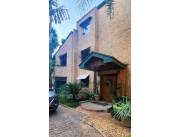 VENDO RESIDENCIA EN ASUNCION, ZONA MCAL. JOSE FELIX E. COD 3461