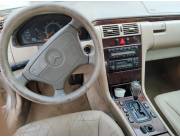 MERCEDES E320 1998