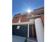 Vendo Duplex zona CIT