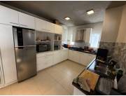 VENDO DUPLEX TOTALMENTE AMOBLADO EN LUQUE