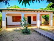Vendo acogedora casa en San Lorenzo, barrio Las Marias