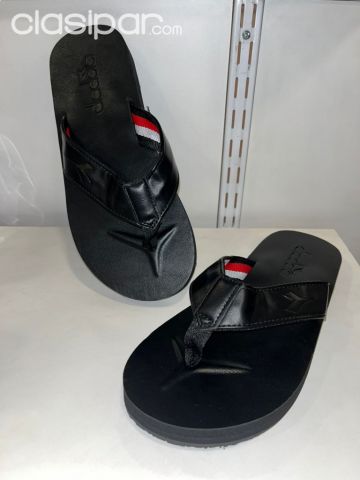 Ropa y calzados - 🔘 Zapatilla Diadora para caballero en negro y marrón 🔘 Calce 40 al 45 🔘 Precio 210mil