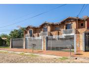 VENDO HERMOSO DUPLEX A PASOS DE MARISCAL LÓPEZ, FERNANDO DE LA MORA