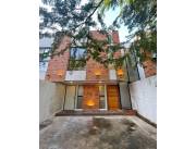 Alquilo o Vendo Hermoso Duplex de 3 dormitorios en Luque zona Conmebol