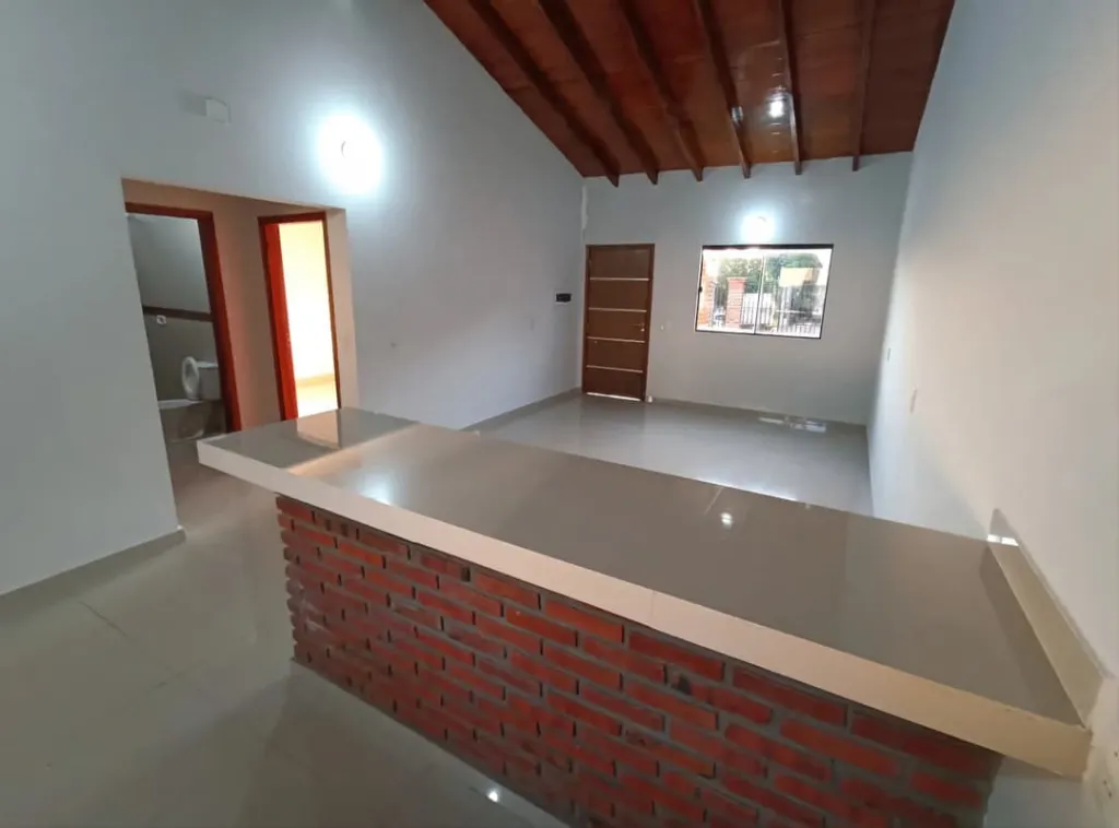 Vendo Casa de 2 dormitorios A ESTRENAR en Ñemby barrio La Lomita zona Nutri Fitness — foto 3