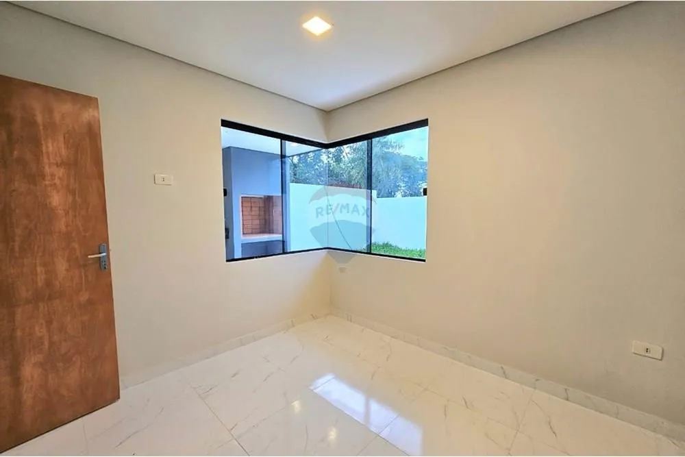 En venta Moderno Dúplex en Capiatá - Ruta 2 Central — foto 2