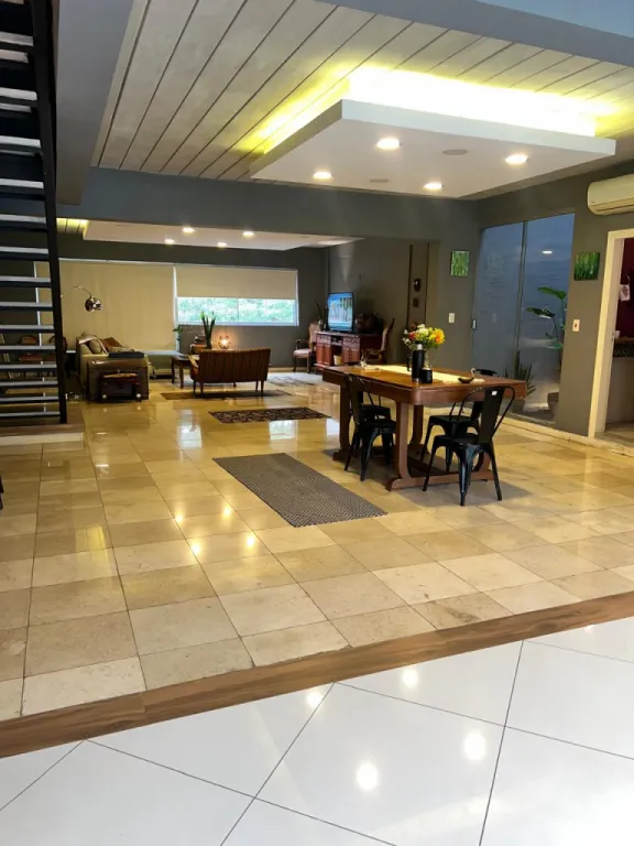 LOS LAURELES, VILLA MORRA: CASA TRIPLEX IDEAL P VIVIENDA U OFICINA, ESTILO VANGUARDISTA. — foto 3