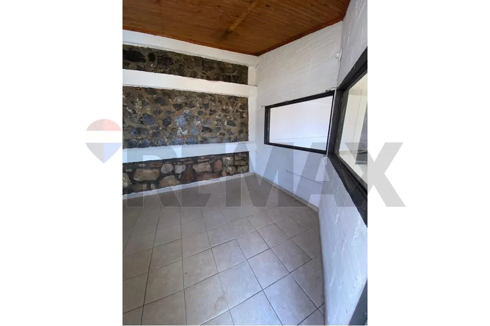 Oficina - Alquiler - Villa Elisa, Paraguay — photo 2
