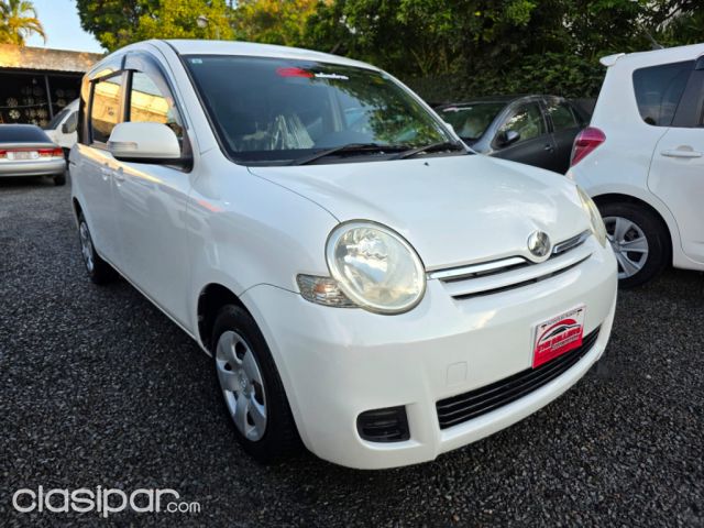 Autos - Toyota Sienta 2007 cho
