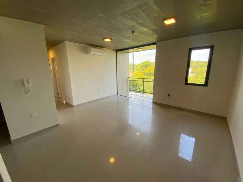 VENDO DEPARTAMENTO MODERNO 3 DORMITORIOS EN INSIGNIA 2 ZONA CIT — foto 2