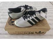 ADIDAS TOKYO DECON Silver/Black, Calzado Damas, US 8.5 - GS 550.000