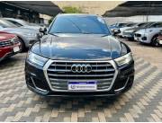 Audi Q5 Quattro Premium - 2020, 2.0 Nafta 252 HP, 70.000 km, Techo, Multimedia, Full, Impe