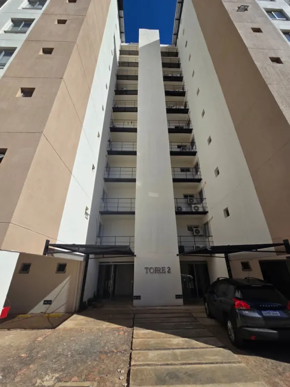 VENDO DEPARTAMENTO MODERNO 2 DORMITORIOS EN LAMBARE — foto 2