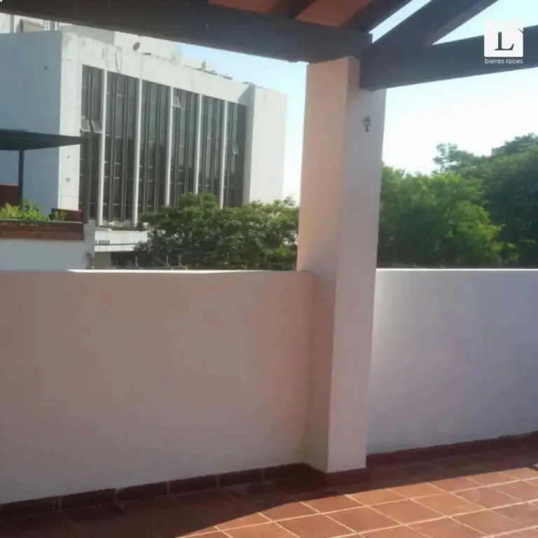 VENTA Amplio Departamento De Tres Dormitorios Barrio Villa Aurelia - Cerca de la Munici — photo 3