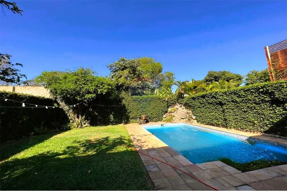 Casa de 3 dormitorios - Venta - Los Laureles, Paraguay — Foto 3