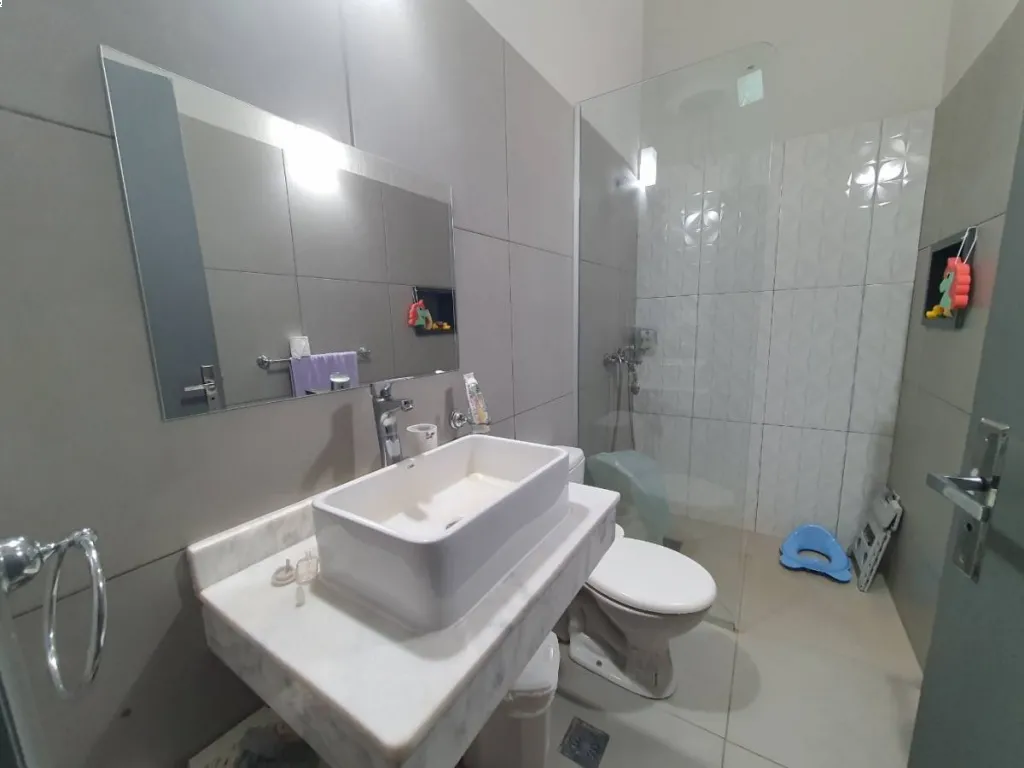 ALQUILO DUPLEX AMOBLADO EN LUQUE — foto 3