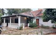 EN VENTA A PRECIO DE TERRENO, ESQUINA DE 443M2 EN BARRIO HIPÓDROMO. ZONA RESIDENCIAL