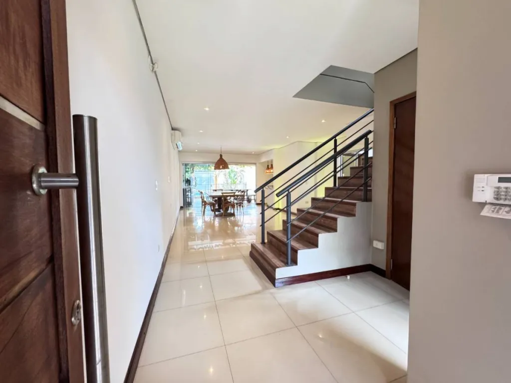 VENDO DUPLEX MODERNO 3 DORMITORIOS EN BARRIO YTAY ASUNCIÓN — foto 2