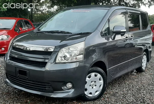 Toyota Noah 2007 — foto 2