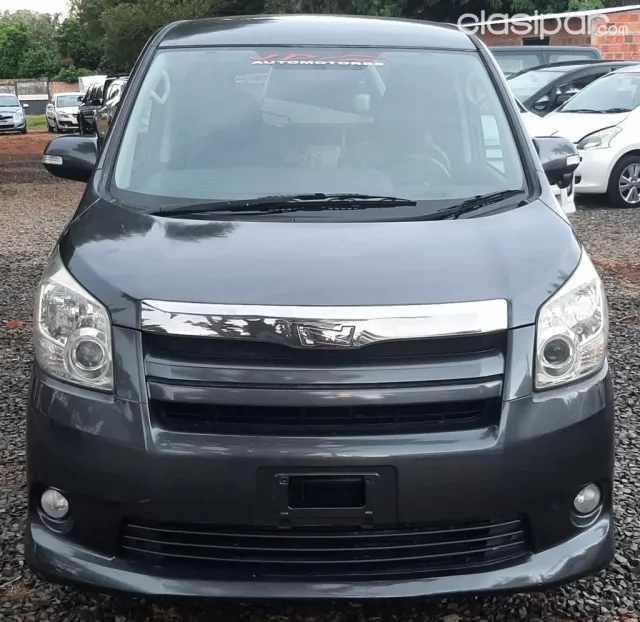 Toyota Noah 2007 — foto 4