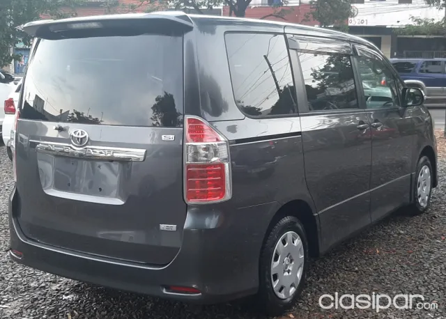 Toyota Noah 2007 — foto 8