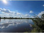 En Venta Terreno con Casa de Pezca a orillas del Río Paraguay V232