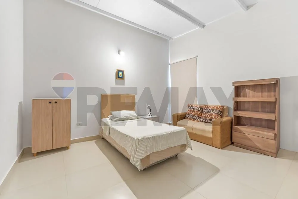 CASA DISPONIBLE EN LAMBARE — foto 2