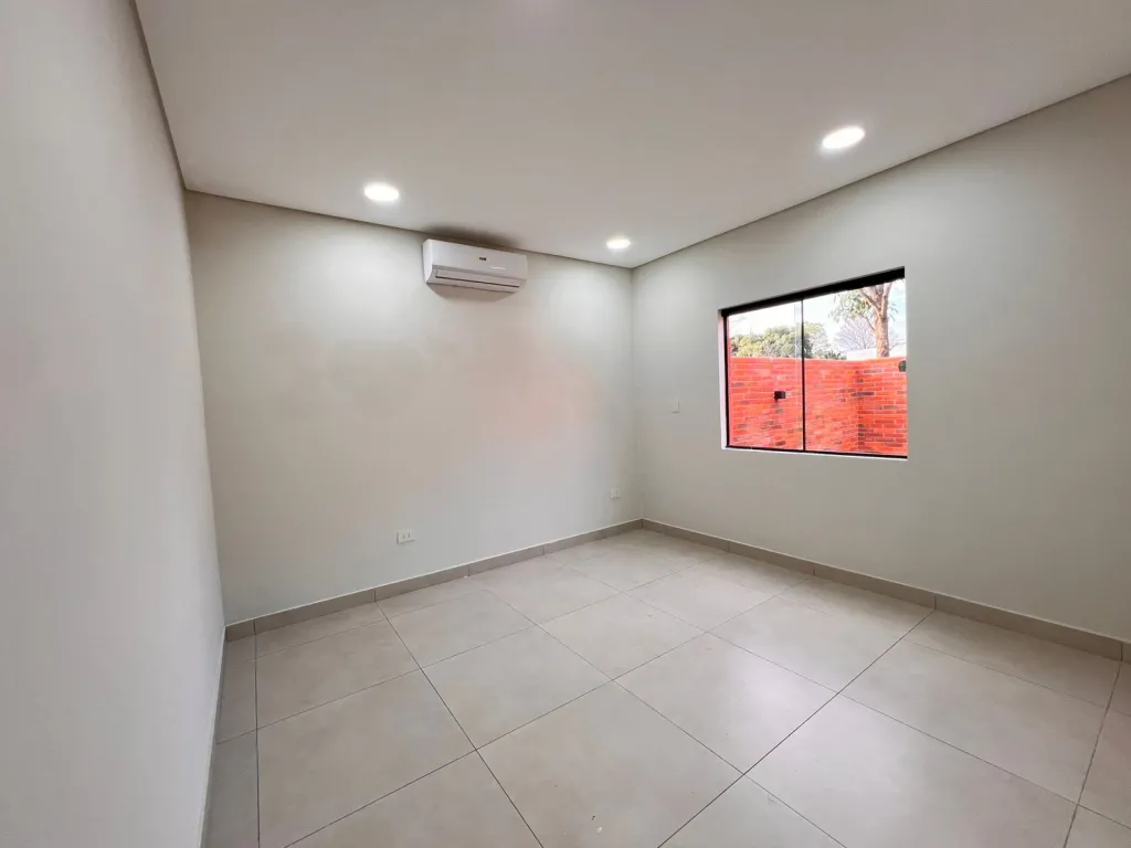 VENDO CASAS EN MORA KUE, LUQUE COD 5790 — foto 2