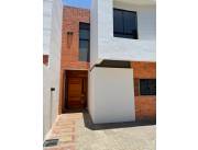 VENDO DUPLEX A ESTRENAR EN RECOLETA