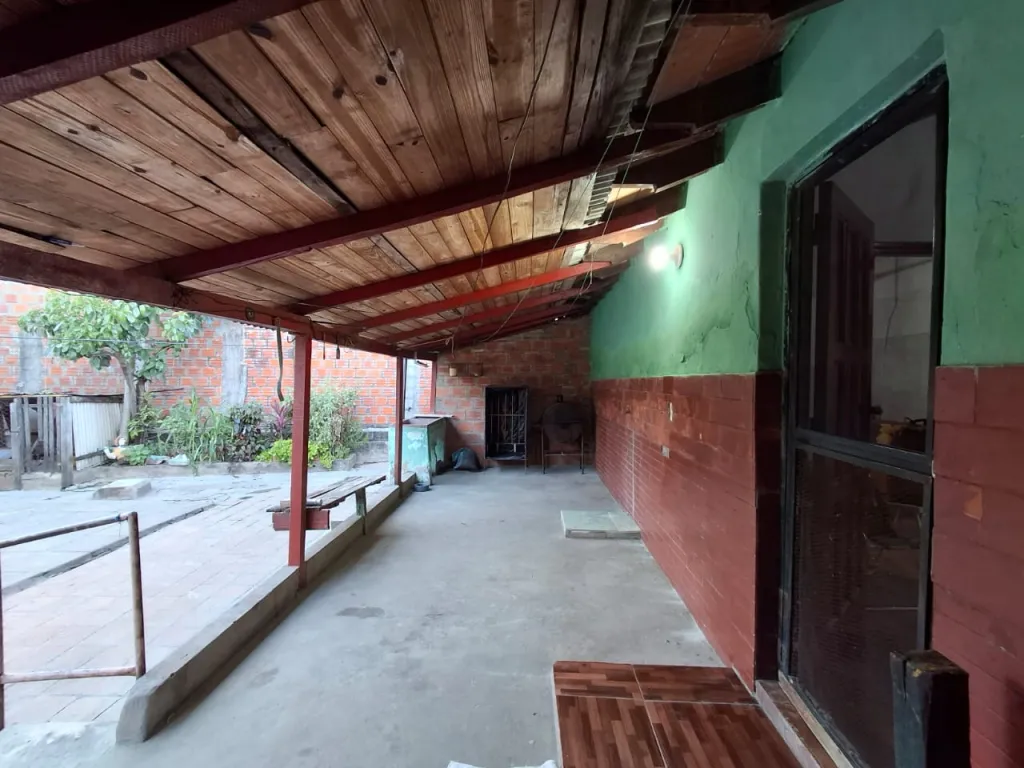 VENDO CASA EN MARIANO ROQUE ALONSO, BARRIO CENTRAL COD 5924 — foto 2