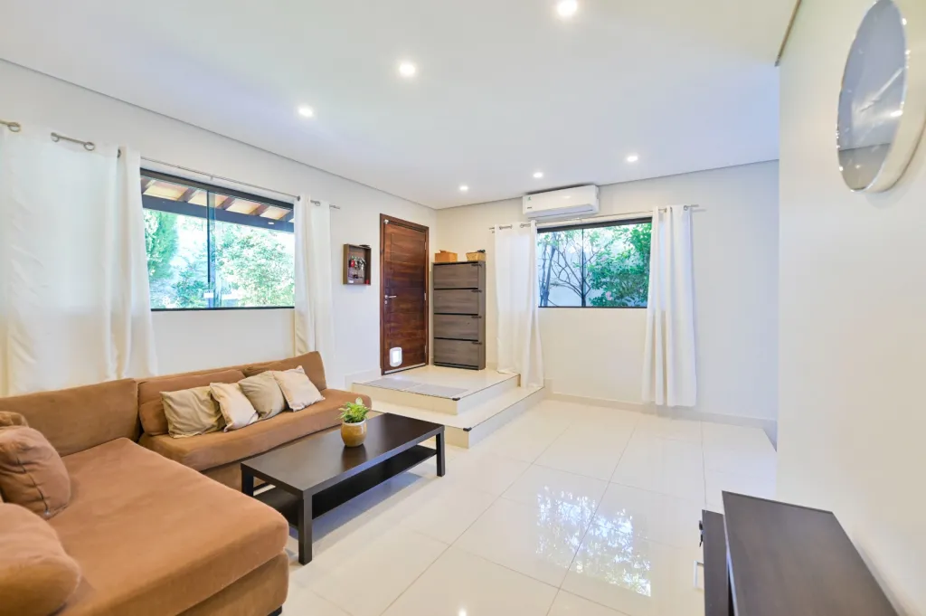 CASA DE UNA SOLA PLANTA EN LAMBARÉ — foto 2