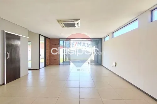 Casa-Venta-PY Central Luque — foto 2