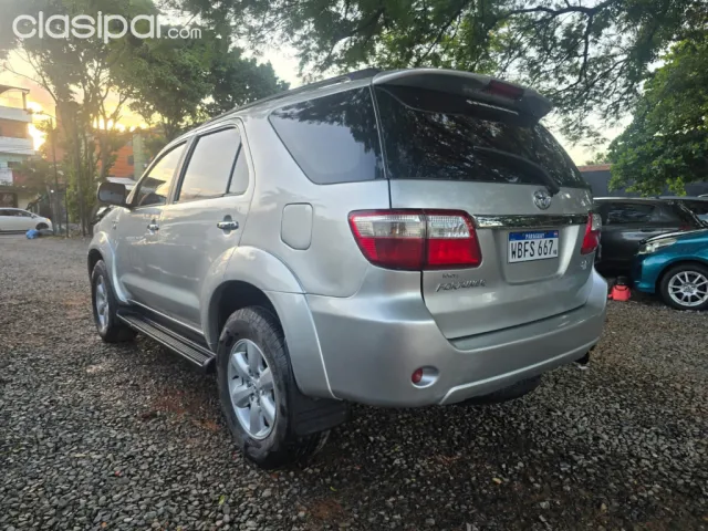 Toyota Fortuner 2011 — foto 5