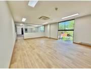 Alquilo Oficina en el Complejo Santos