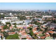 VENDO CASA A METROS DE AV. SANTISIMO SACRAMENTO