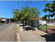 ALQUILO CASA 3 DORMITORIOS EN LUQUE CENTRO