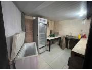 DEPÓSITO - SALÓN COMERCIAL