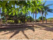 VENDO AMPLIO TERRENO EN PIRIBEBUY