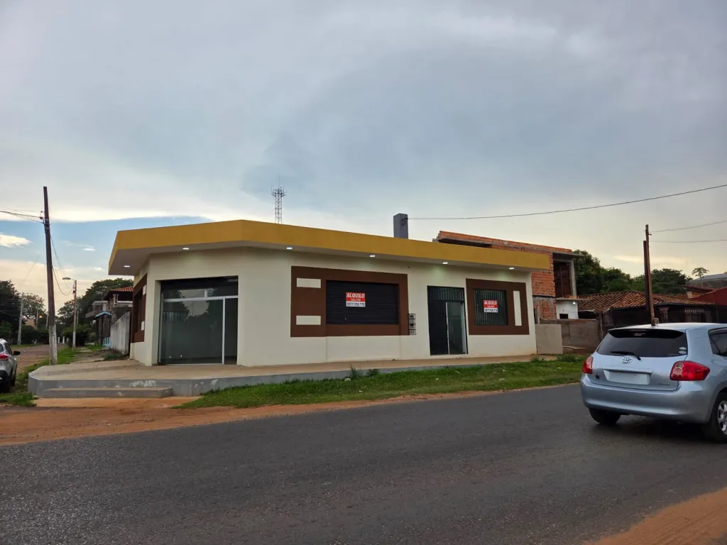 ALQUILO SALON COMERCIAL EN SAN LORENZO — foto 2