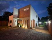 VENDO CASA EN SAN LORENZO, ZONA CALLEI COD 3901