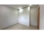 VENDO DUPLEX EN LAMBARE, BARRIO SAN ISIDRO COD 5691