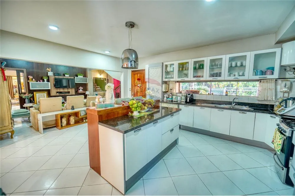 Vendo residencia de lujo en Lambaré — foto 3