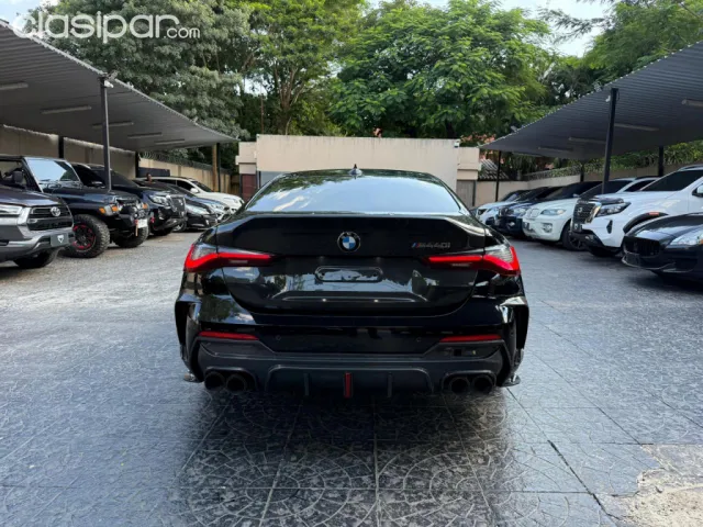 Bmw M4 2024 — foto 4
