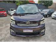 Toyota New Voxy 2013/12 rec. Imp.