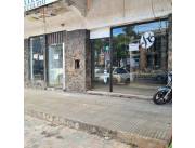 ALQUILO SALÓN COMERCIAL SOBRE AVDA. MCAL LÓPEZ