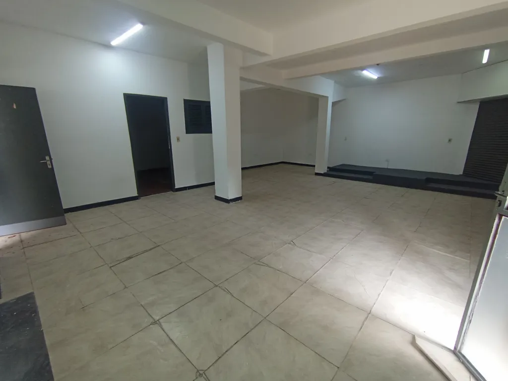 Salón comercial en Asunción. Cod. 215-SC1. — foto 2
