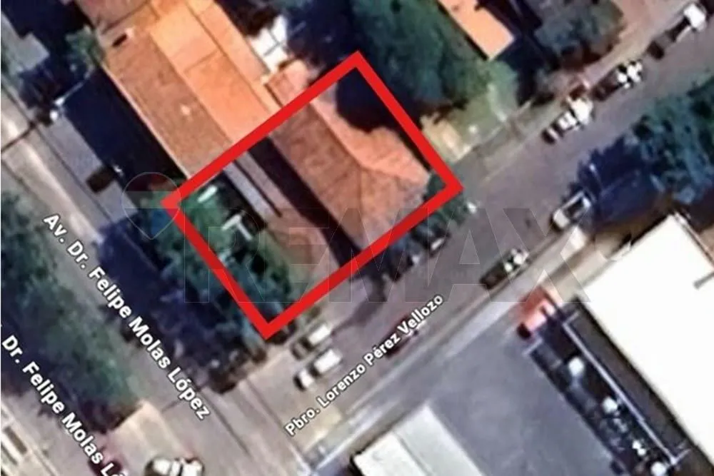 Vendo Residencia en esquina sobre Molas Lopez — foto 3